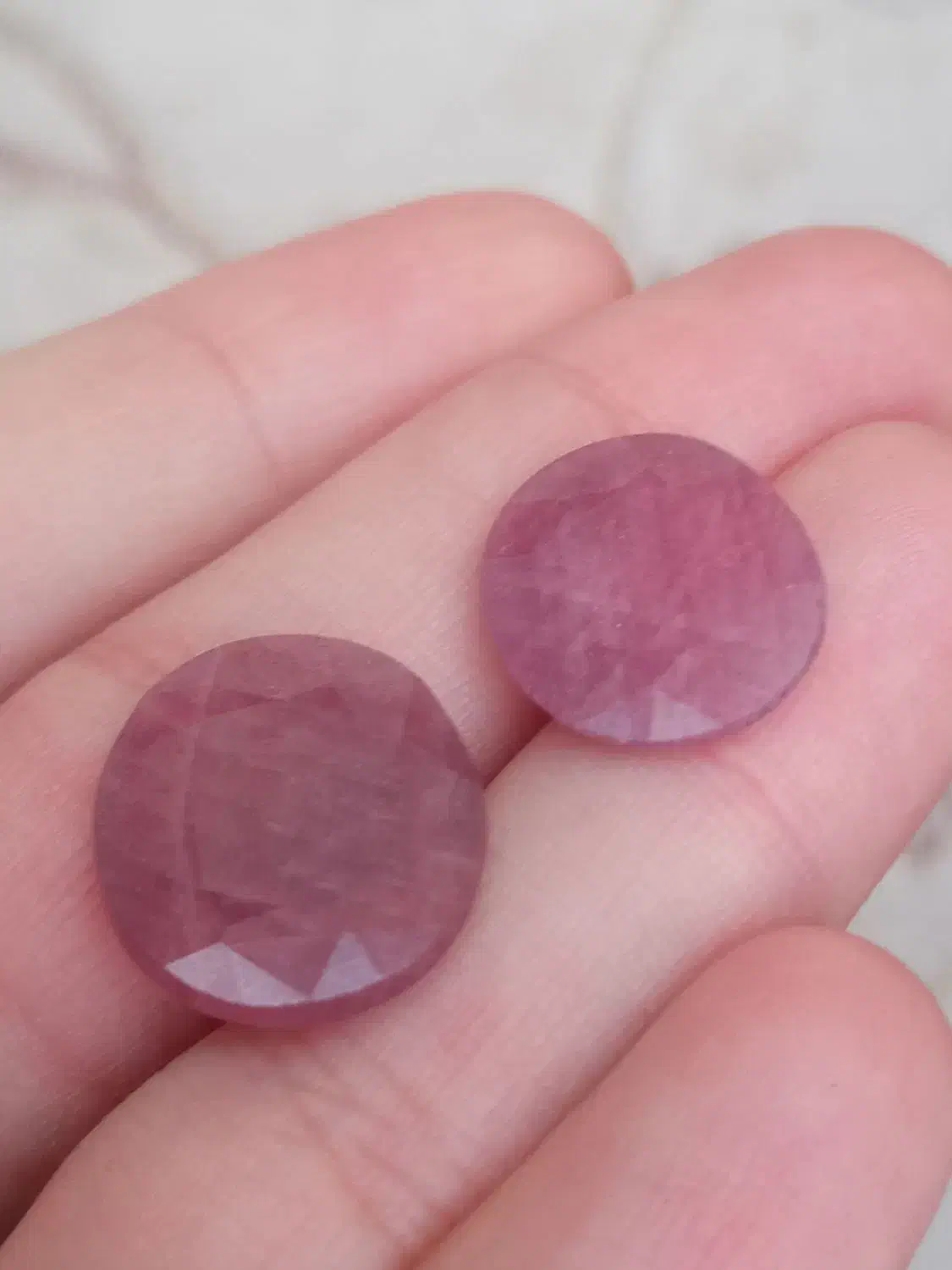 نگین یاقوت سرخ اصل سایز درشت|جواهرات|زنجان, |دیوار