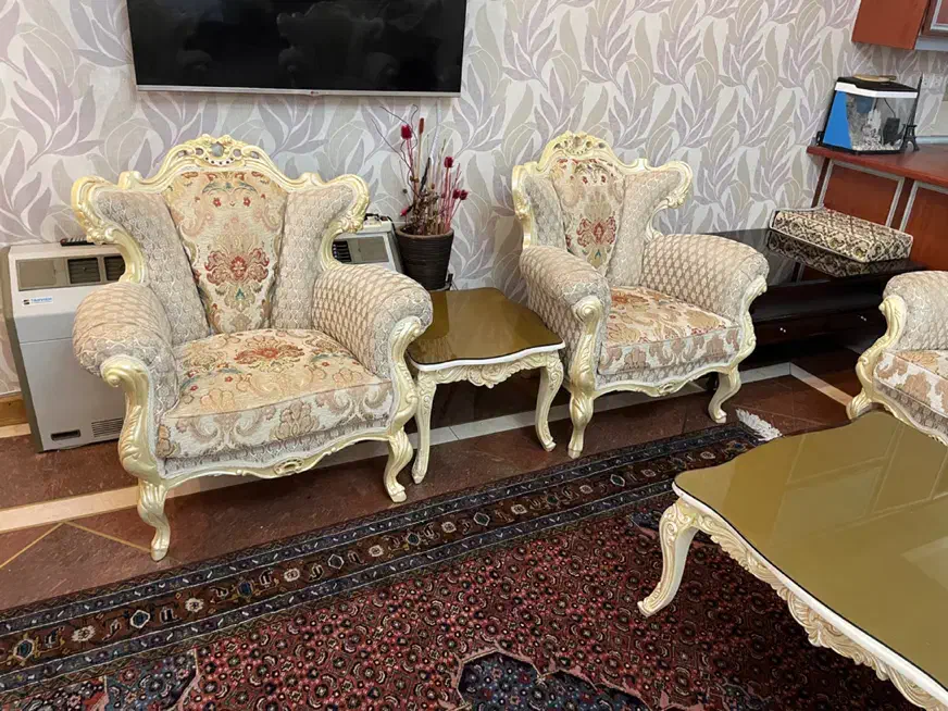 مبل استیل ۷ نفرت و ناهار خوری ۸ نفره کرم و اصل|مبلمان خانگی و میز عسلی|تهران, زعفرانیه|دیوار