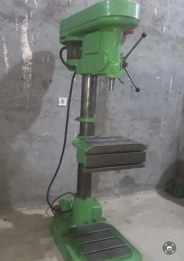 دلر 20 پایه بلند تبریز|ماشینآلات صنعتی|چناران, |دیوار