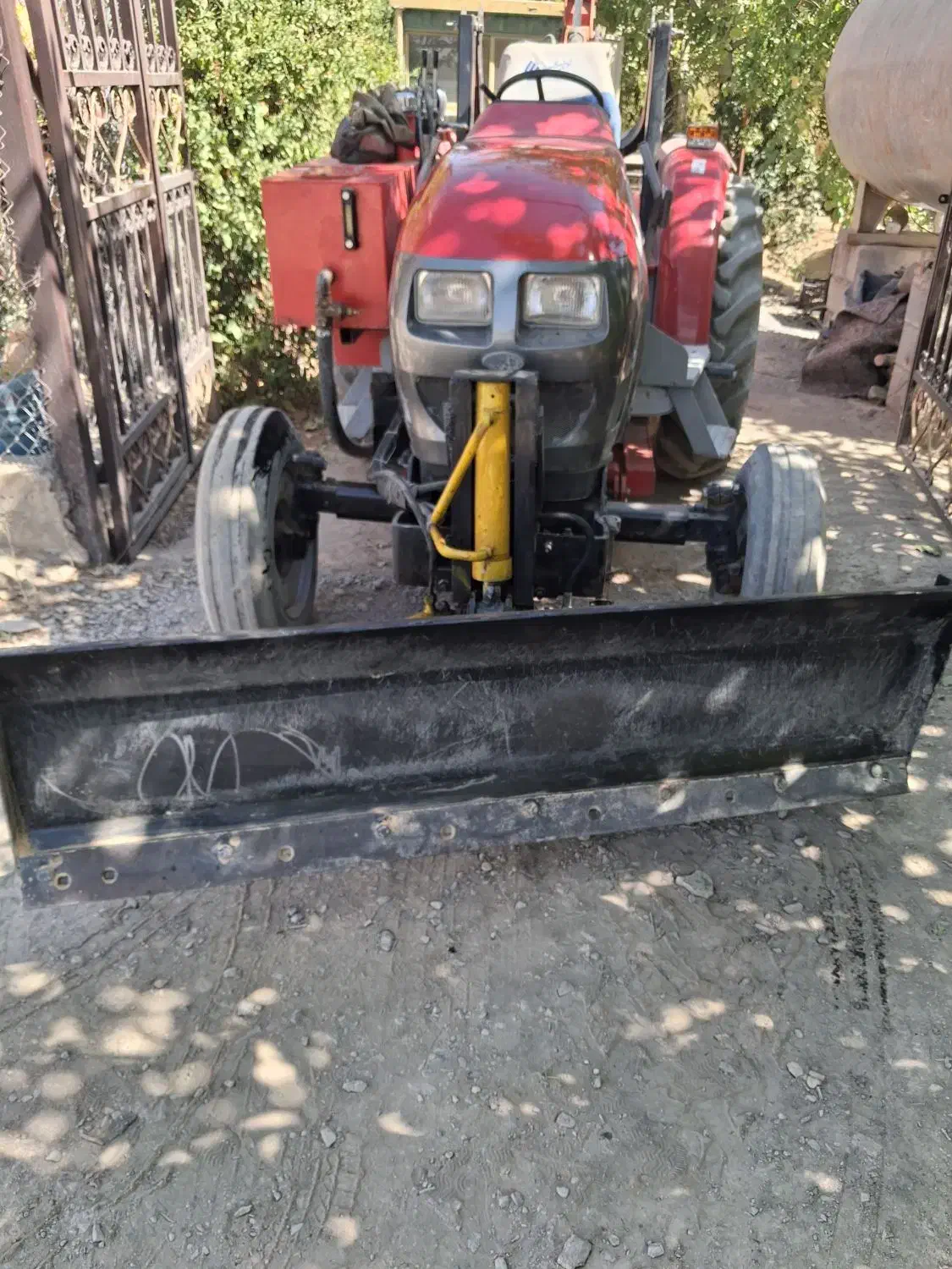 یک عدد رند جلو تراکتور ۴۷۰ هیدرولیک ۳جک|ماشین‌آلات صنعتی|گلپایگان, |دیوار