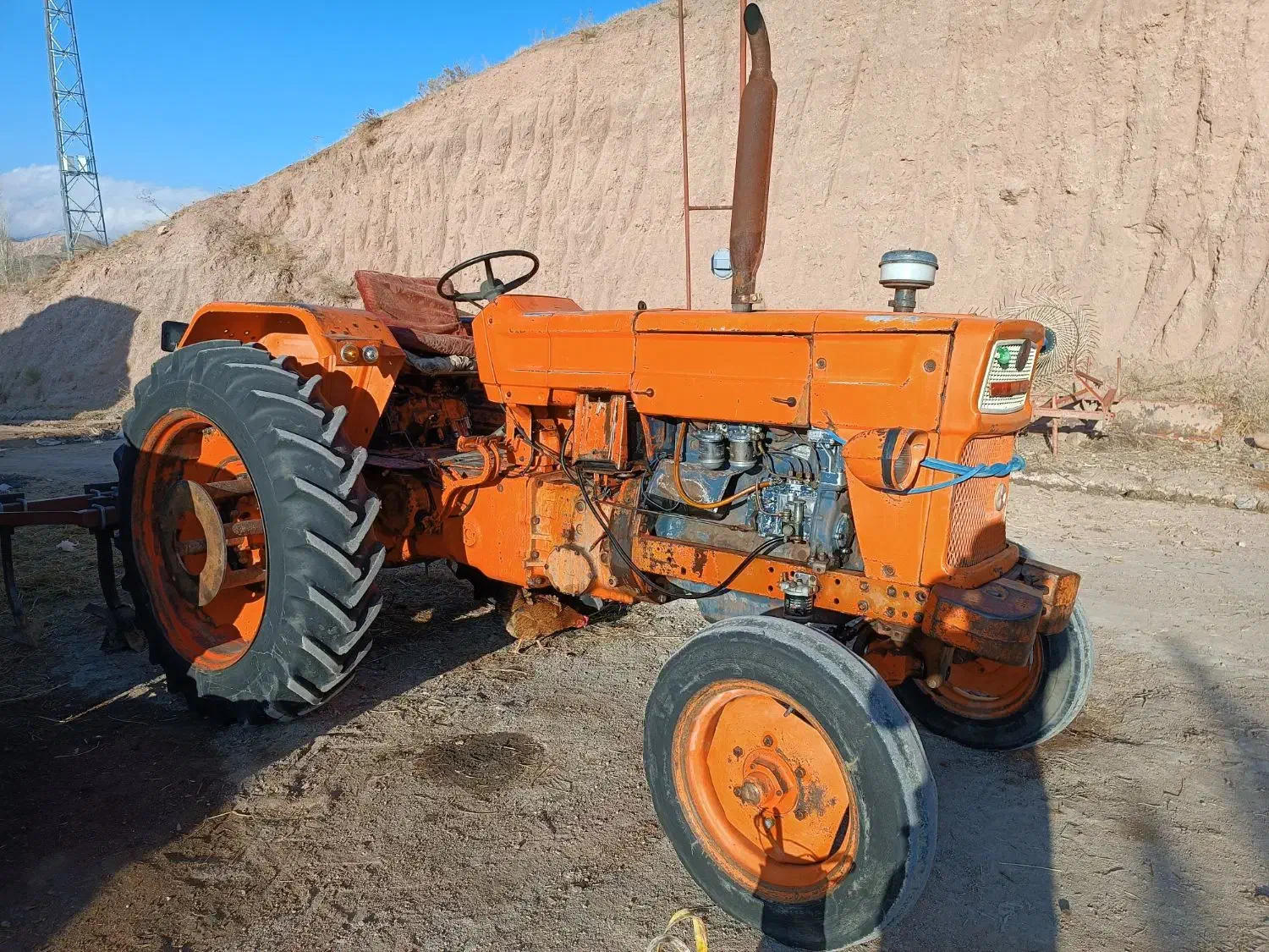 تراکتور مدل 63 درحد|خودرو سنگین|میانه, |دیوار