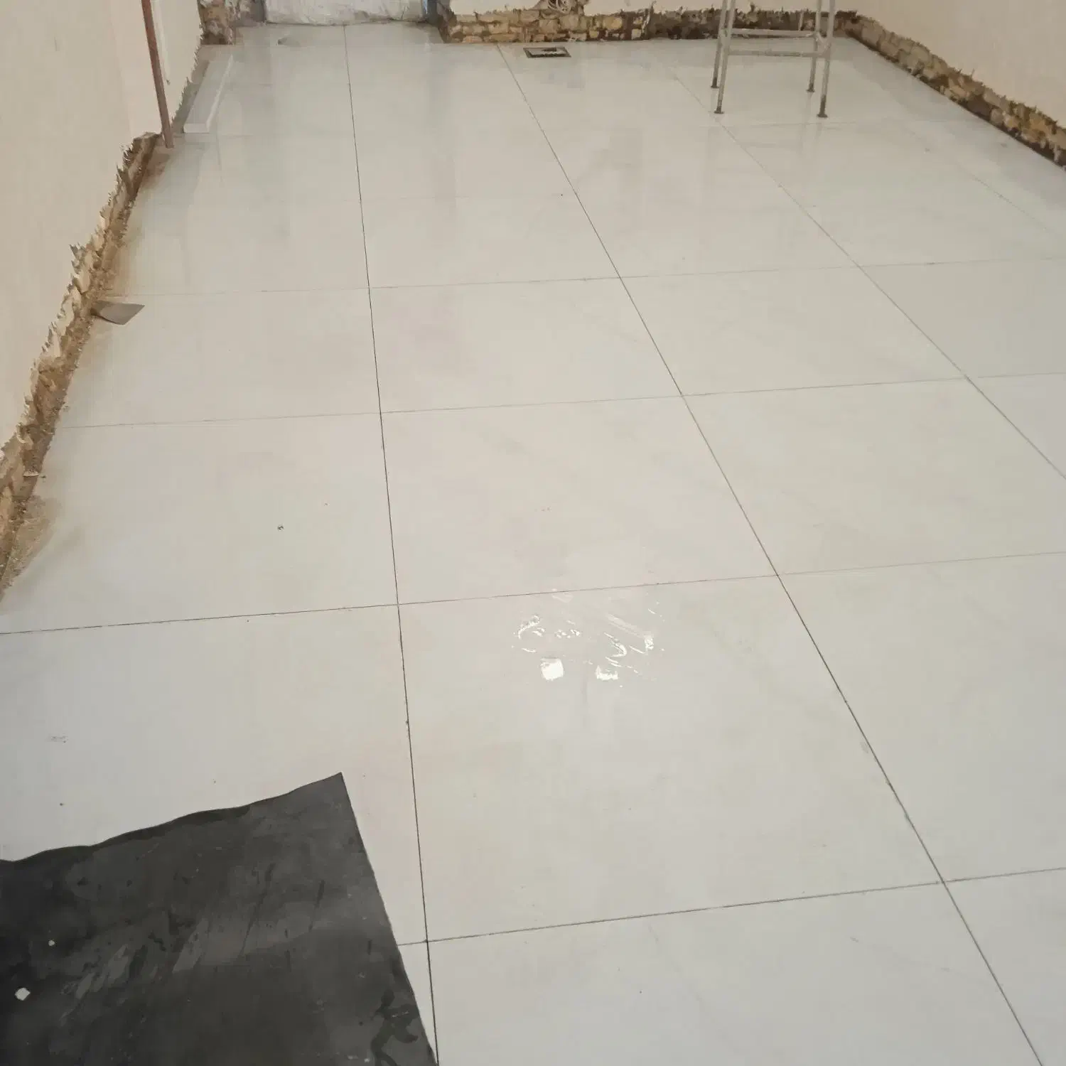 کاشی کاری، سنگ نما، سرامیک کاری، کاشی چسبی،|خدمات پیشه و مهارت|آبادان, |دیوار