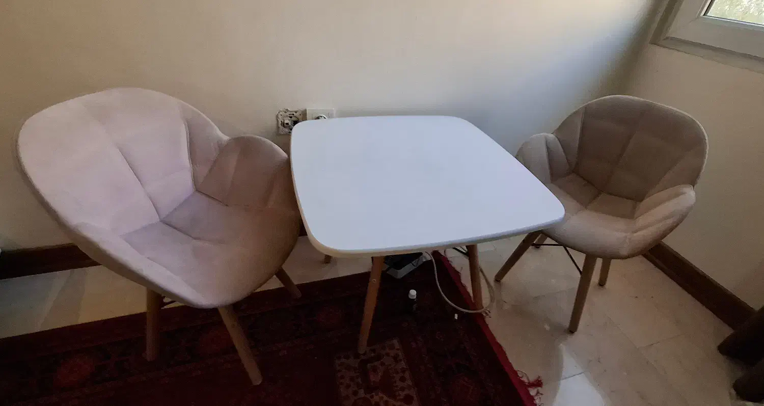 میز و ۲عدد صندلی کودک|اسباب و اثاث بچه|تهران, تهرانپارس جنوبی|دیوار