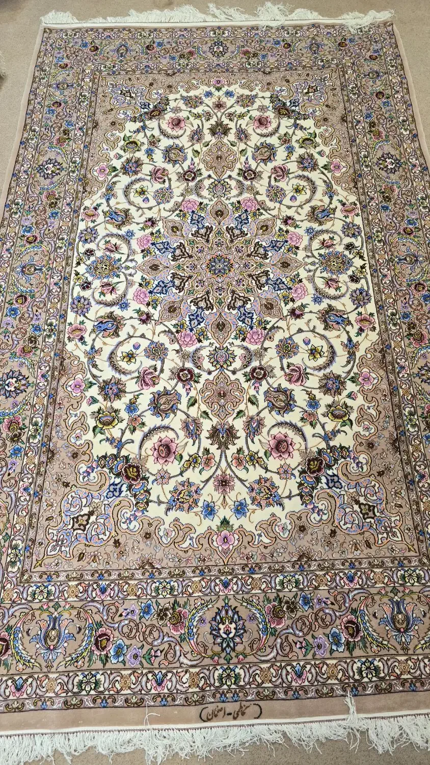 قالیچه اصفهان|فرش|اصفهان, نقش جهان|دیوار