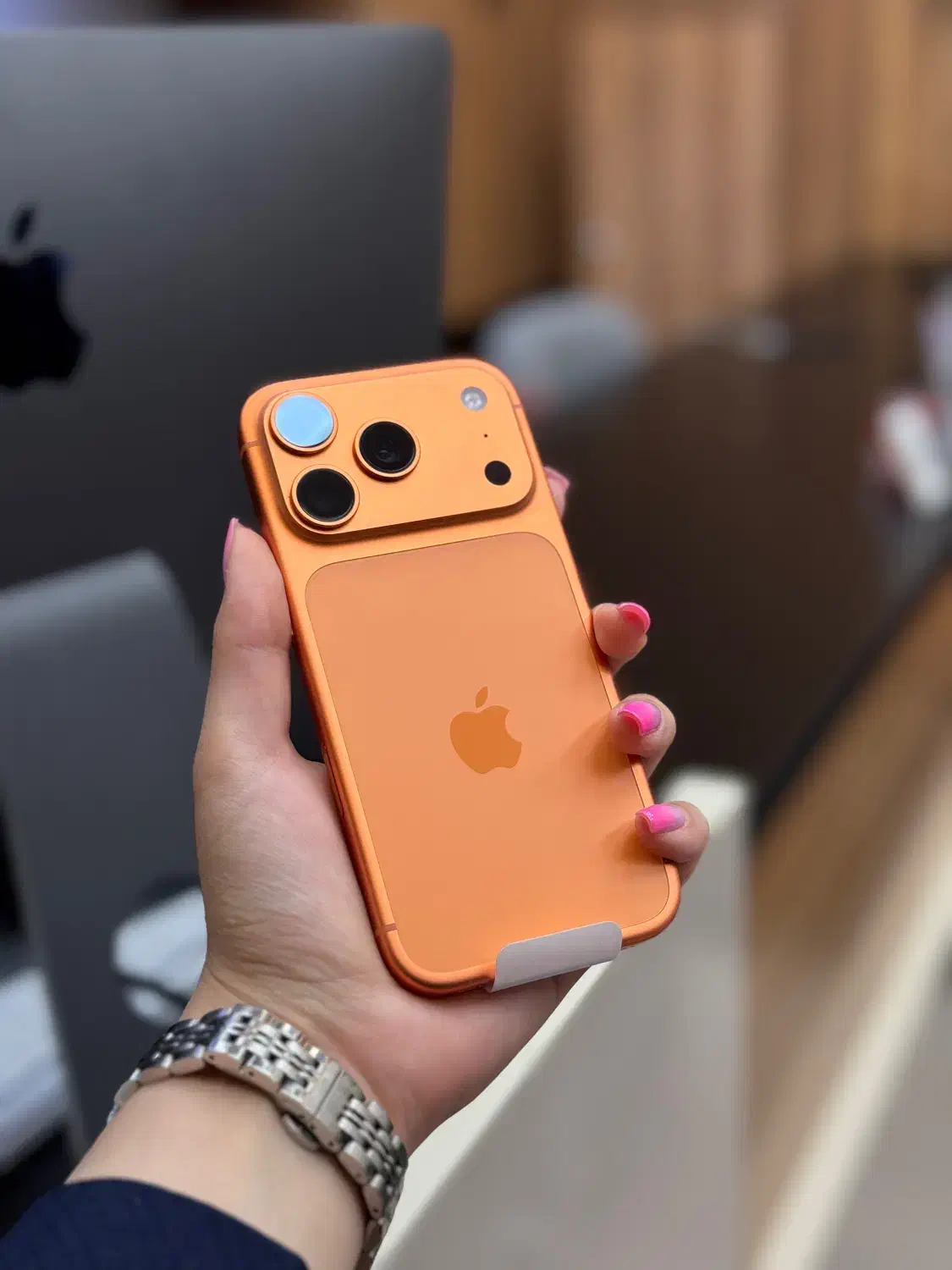 آیفون ۱۷ پرو ۲۵۶گیگ اقساطی با شرایط ویژه|موبایل|مشهد, عامل|دیوار