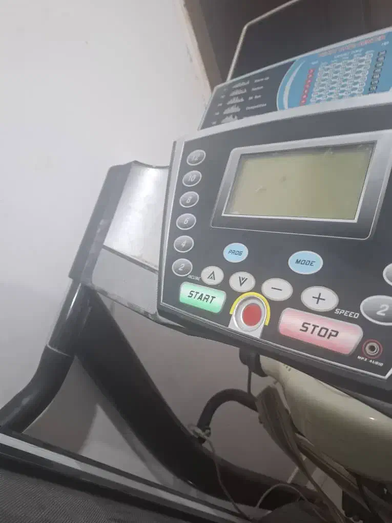 تردمیل|تجهیزات ورزشی|شیراز, شهرک گلدشت حافظ|دیوار