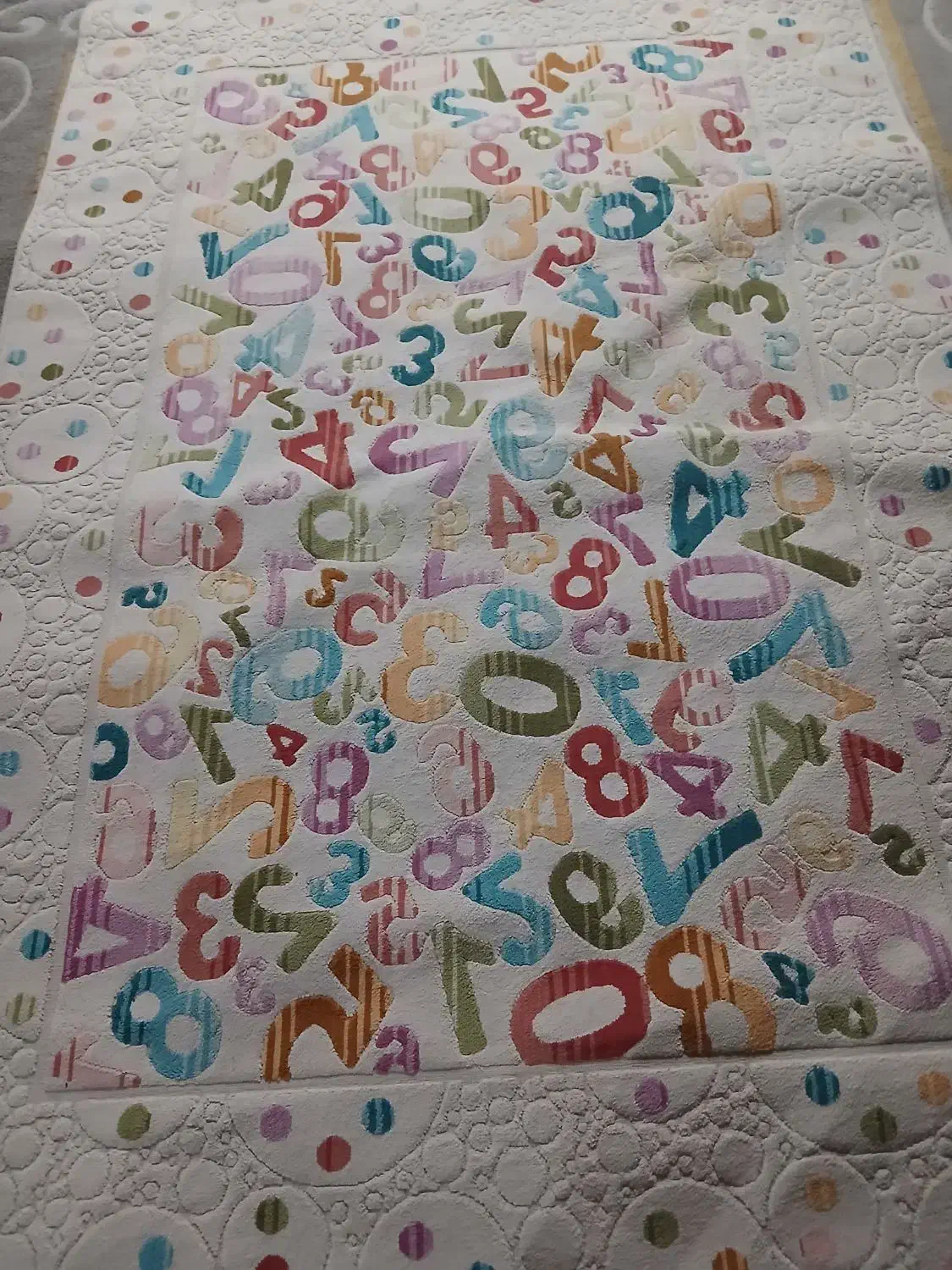 قالیچه ۴متری سفید رنگی|فرش|اهواز, امانیه|دیوار