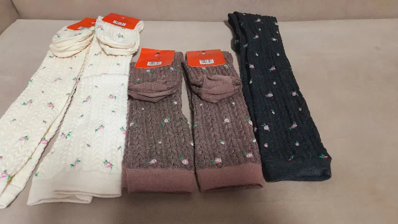 جوراب گندمی ساق بلند بالای زانو|لباس|قم, پردیسان|دیوار