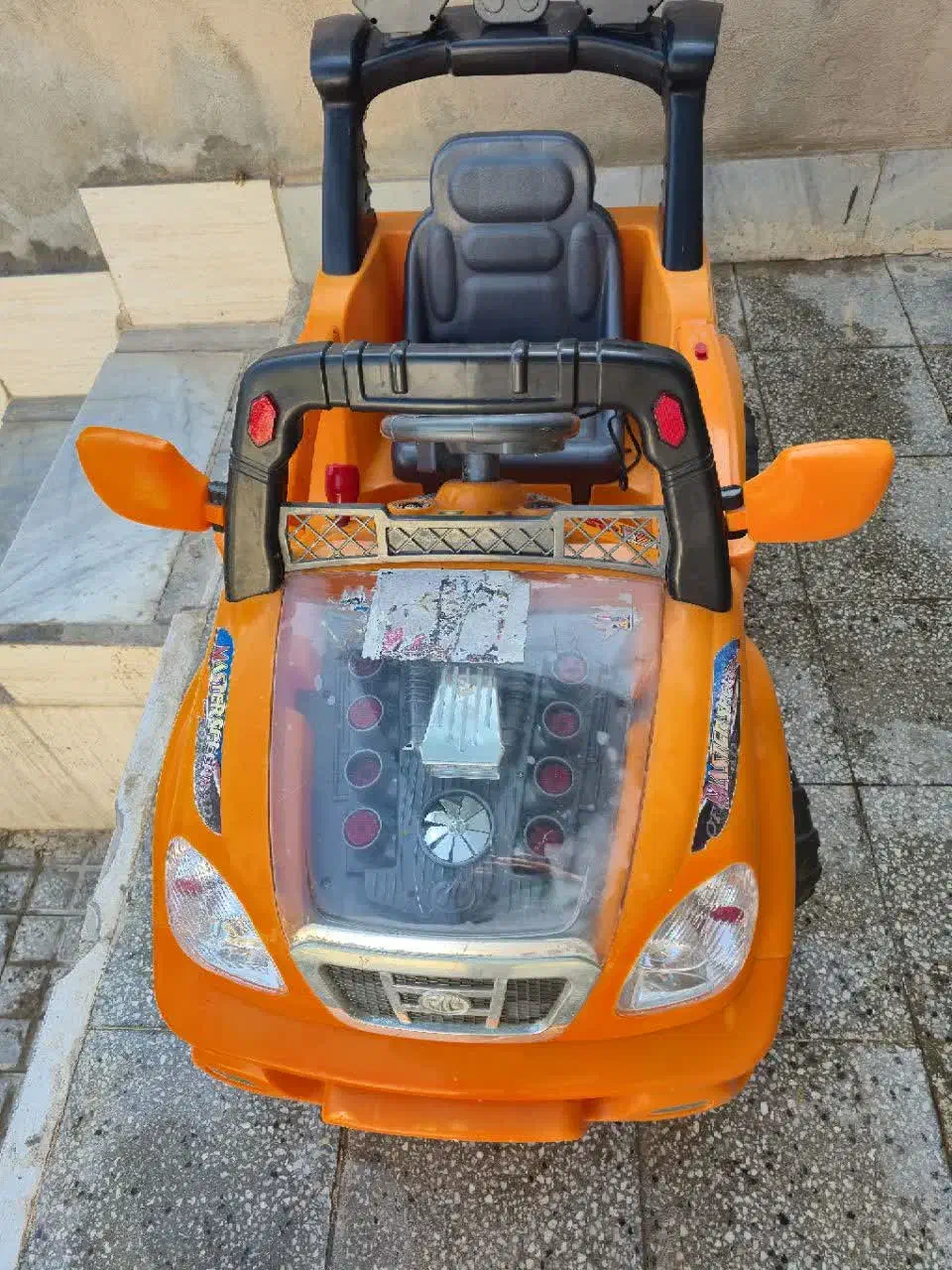 ماشین برقی شارژی|اسباببازی بچه|مهریز, |دیوار