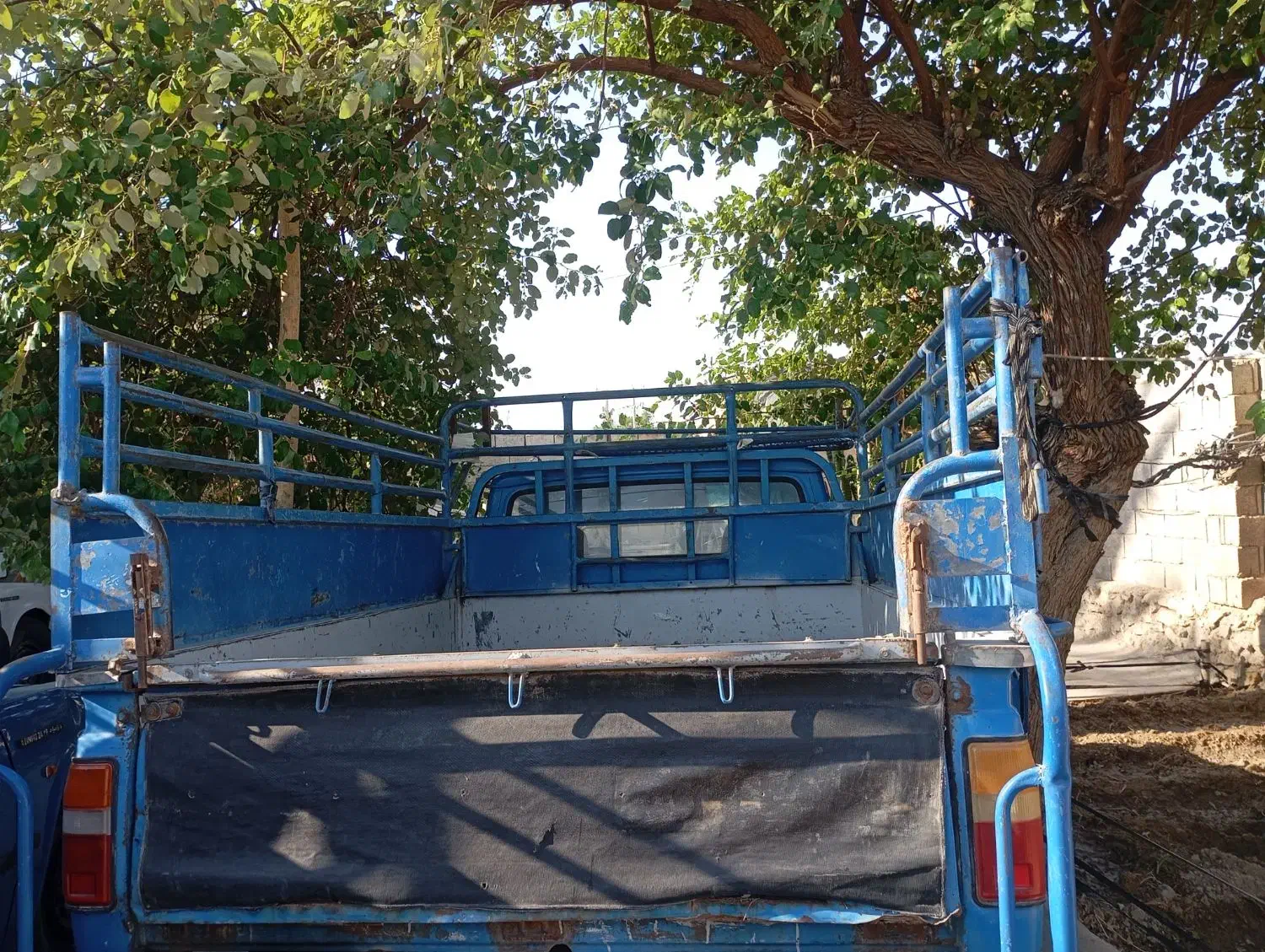 اطاق جلو تعویض برای آفتاب سوختگی با هماهنگی یگان|خودرو سواری و وانت|خورموج, |دیوار