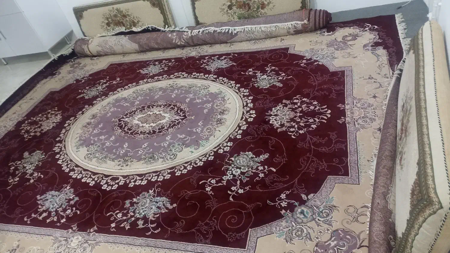 ۳ تخته فرش ۱۲ متری تمام نخ ۵۰۰شانه تازه شسته شده|فرش|سنندج, |دیوار