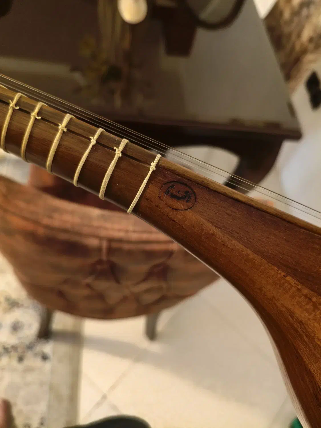 سه تار استاد هاتف ملکشاهی|سازهای سنتی|مشهد, سپاد|دیوار