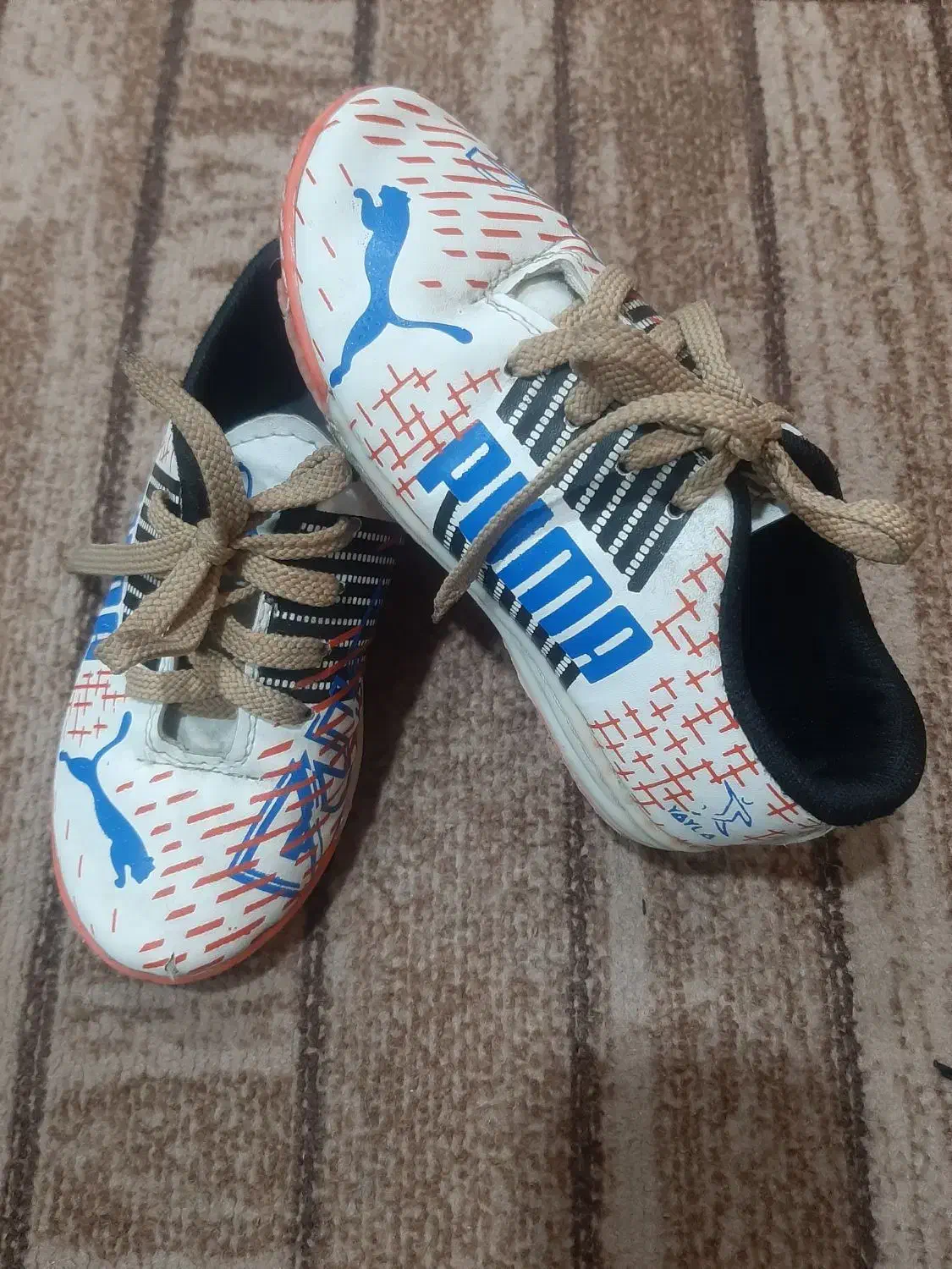 فروش تعدادی کفش بچگانه|کفش و لباس بچه|دوگنبدان, |دیوار