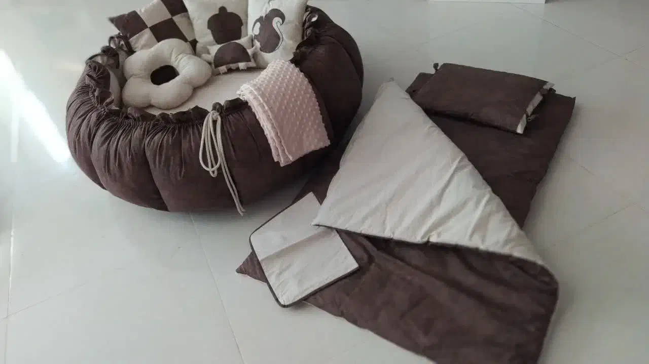 سیسمونی نو و سرویس خواب نوزاد|تخت و سرویس خواب|قم, خاکفرج|دیوار