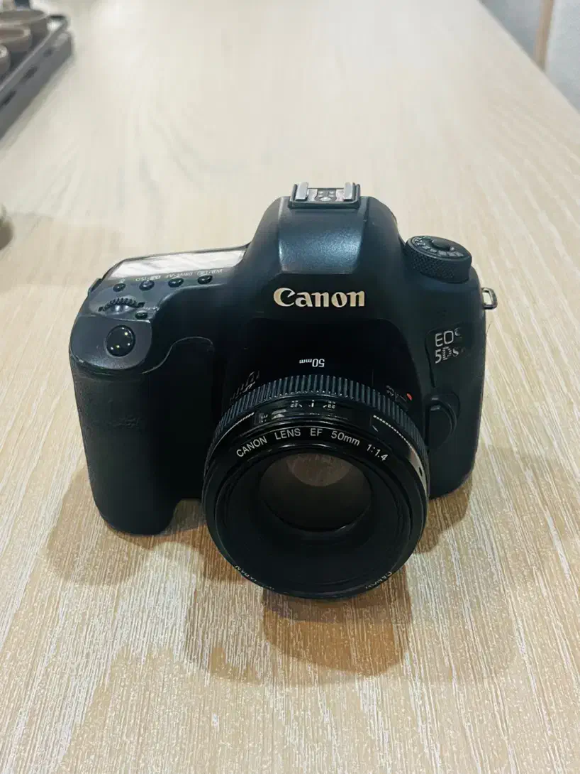 دوربین canon 5D SR|دوربین عکاسی و فیلمبرداری|گرگان, |دیوار