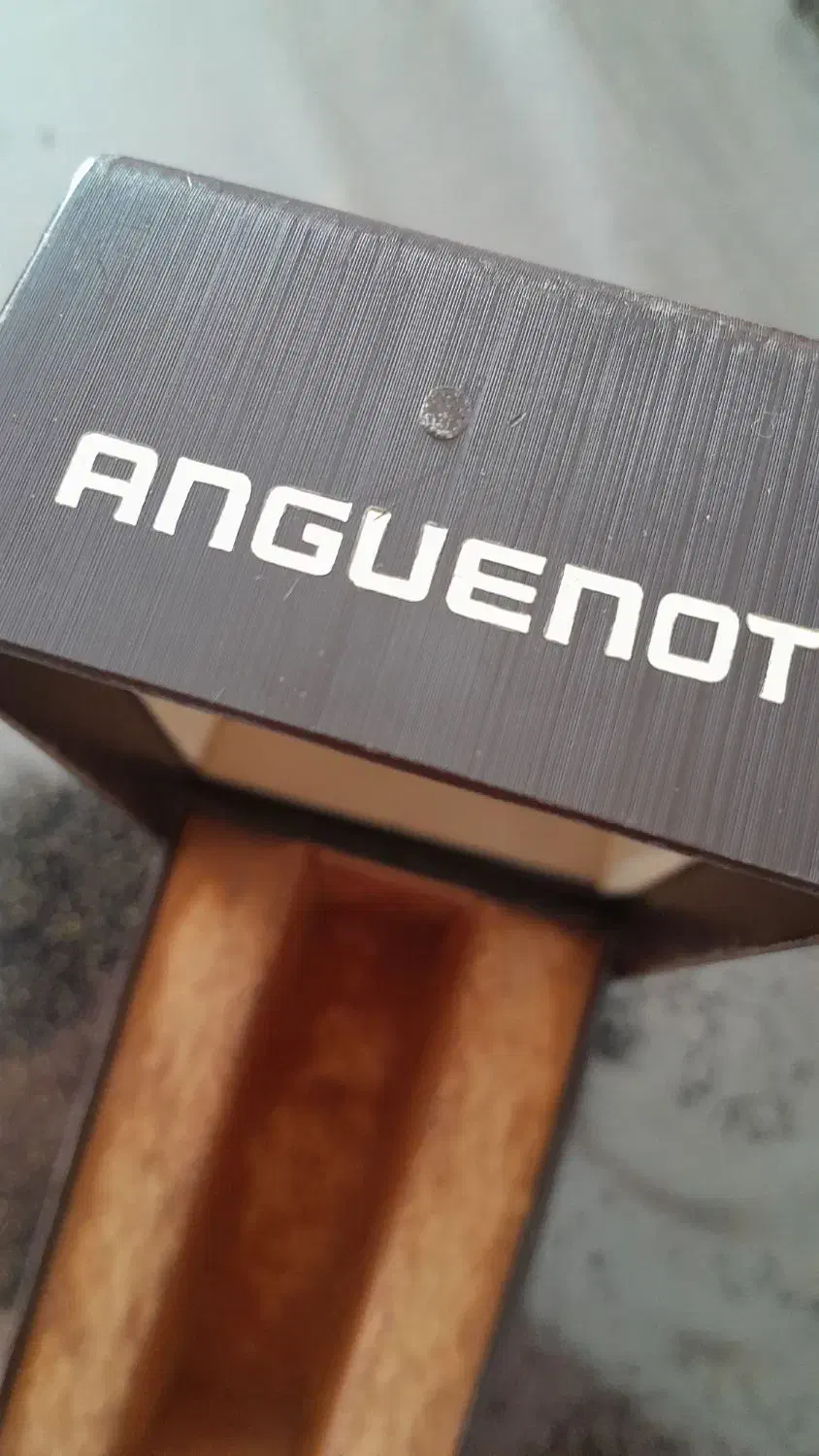 ساعت مچی قدیمی|ساعت|ارم, |دیوار