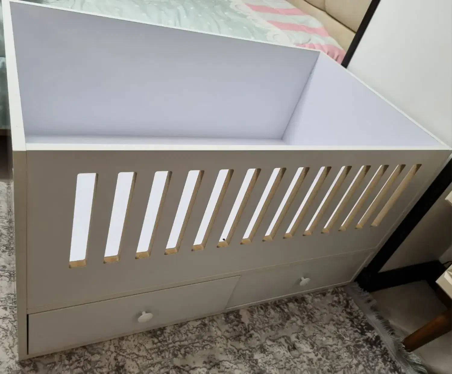 تخت کودک|تخت و صندلی بچه|کرج, شهرک بنفشه|دیوار