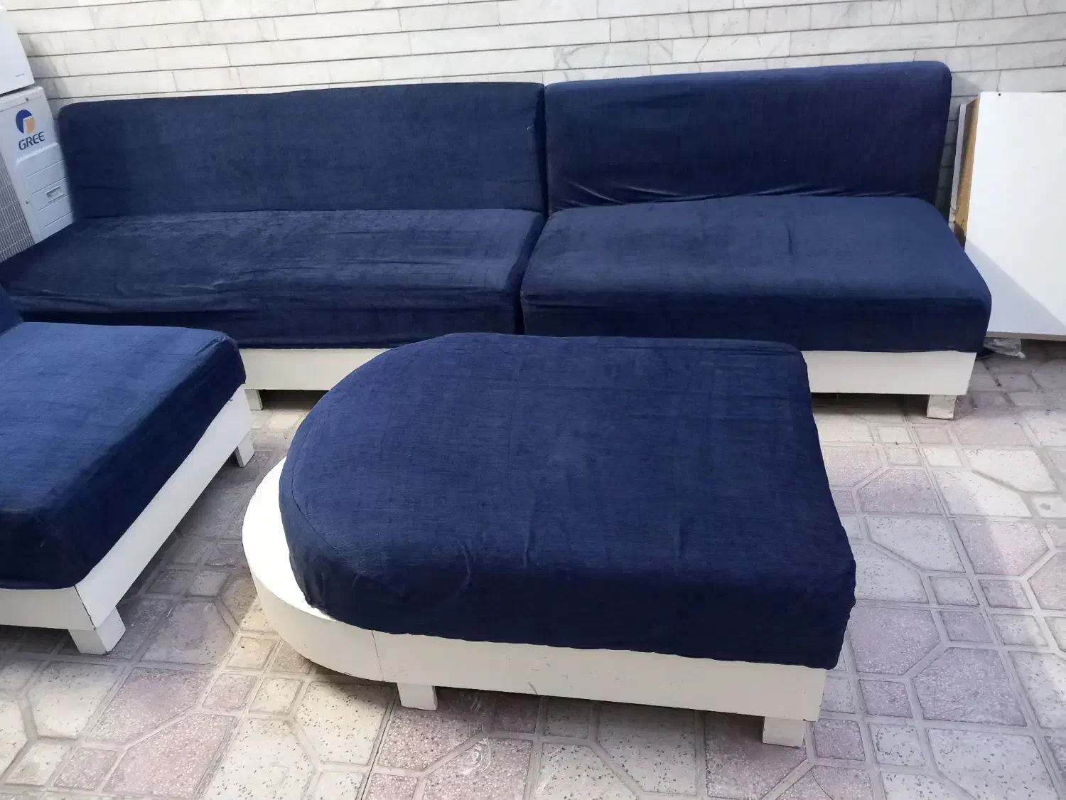 مبل در حد نو هفت نفره.|مبلمان خانگی و میز عسلی|کازرون, |دیوار