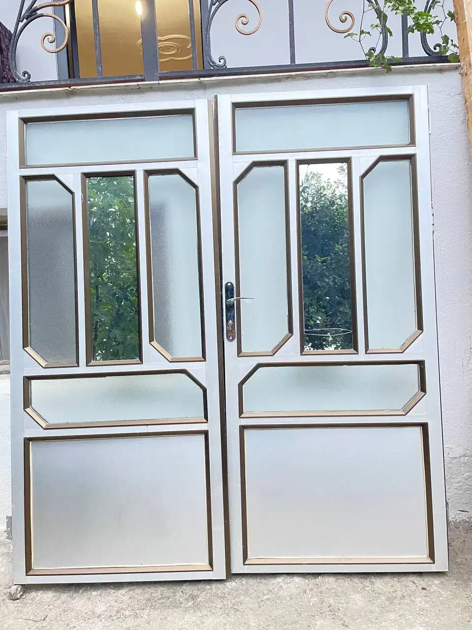 درب ورودی آلمینیومی|مصالح و تجهیزات ساختمان|لیسار, |دیوار