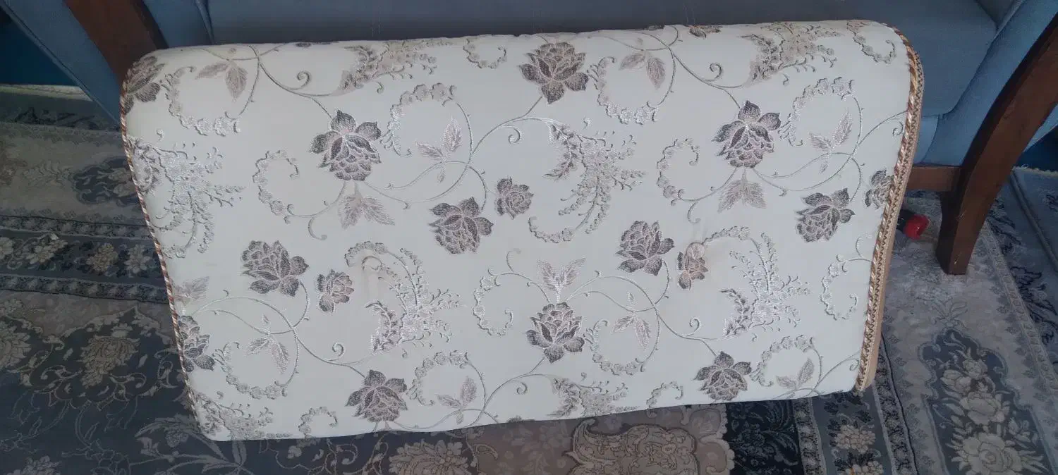 متکا|پشتی|شهرکرد, |دیوار