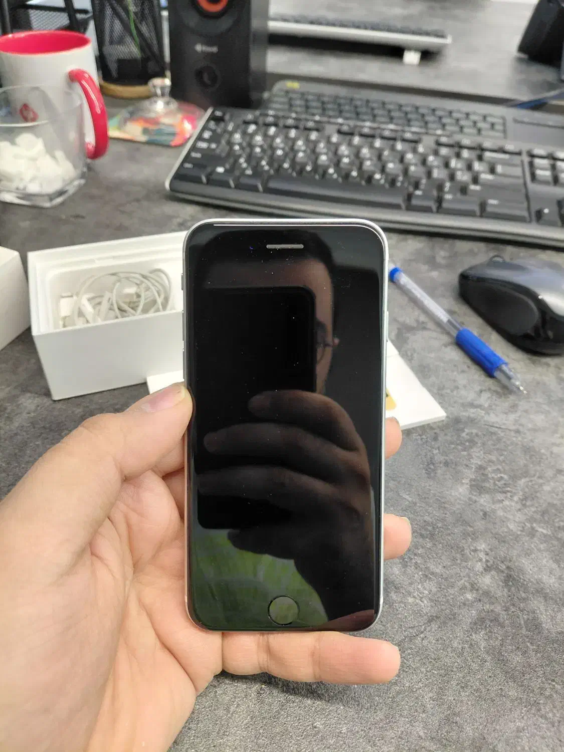 se2020 128GB|موبایل|تهران, فلسطین (میدان انقلاب)|دیوار