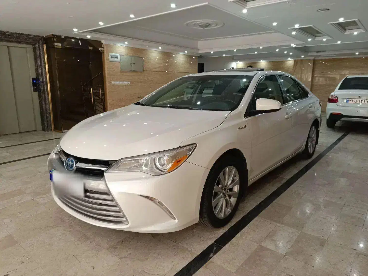 تویوتا کمری مدل 2016 هیبرید|خودرو سواری و وانت|تهران, هروی|دیوار