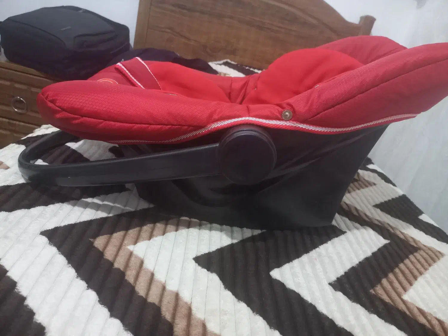 کریر وروروک|اسباب و اثاث بچه|رشت, یخسازی|دیوار