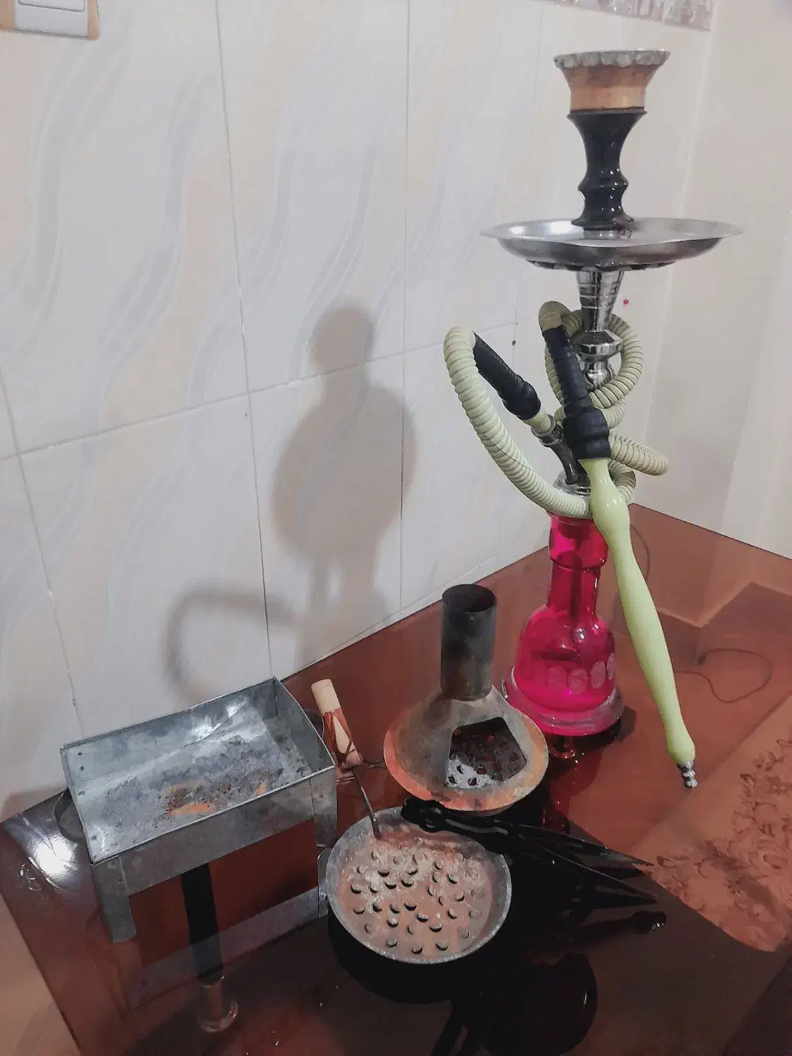 قلیون حاج اغلوی اصل با همه‌ی متعلقات|کلکسیون و سرگرمی|ایوانکی, |دیوار