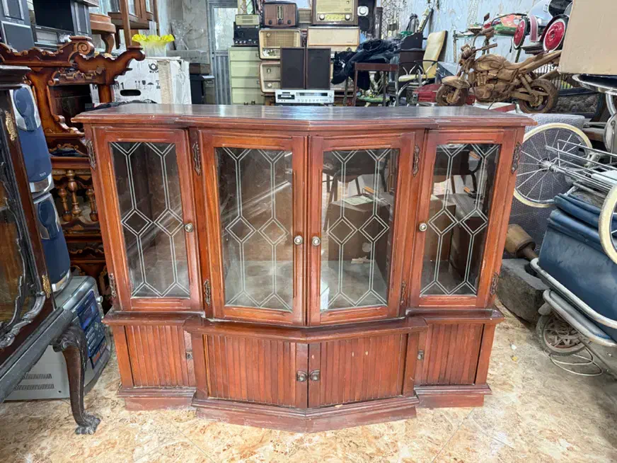 کنسول ویترین دارانتیک وقدیمی|صنایع دستی و سایر لوازم تزئینی|تهران, شهرک شریفی|دیوار