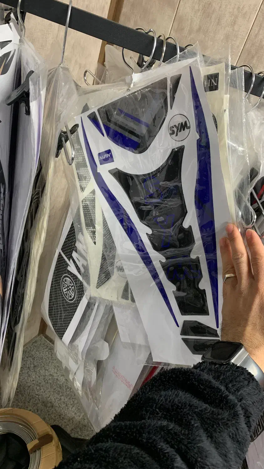 پد بدنه انواع موتور سیکلت، برچسب بدنه موتور|قطعات یدکی و لوازم جانبی|تهران, گمرک|دیوار