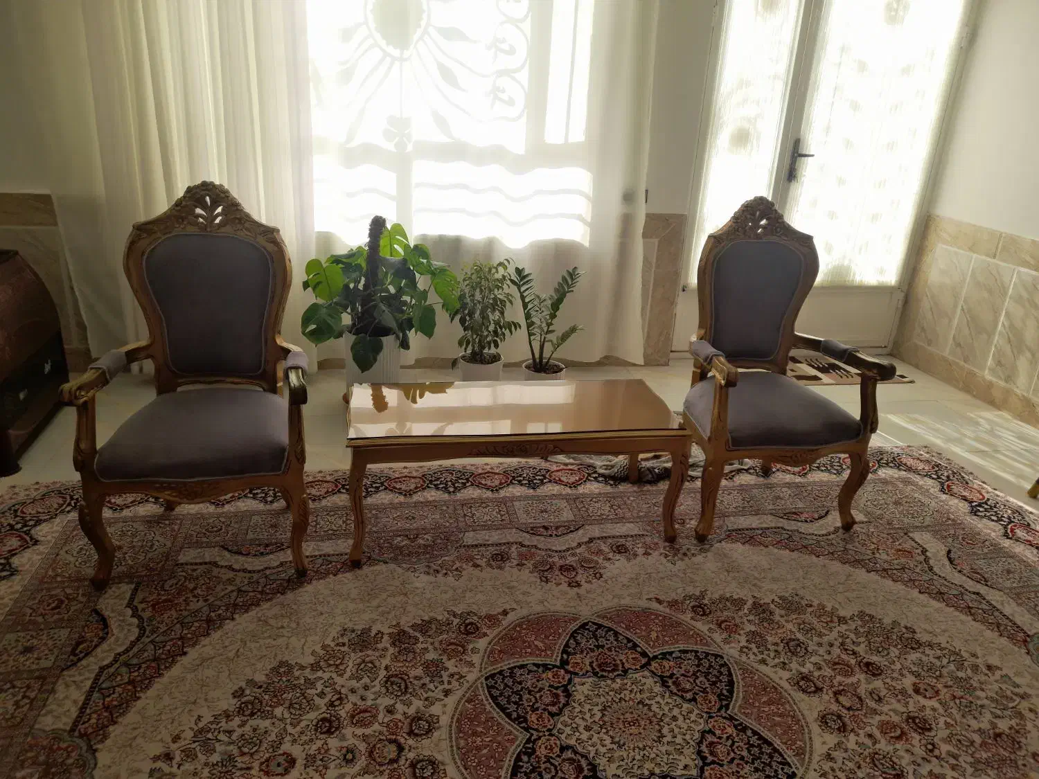 مبل و میز تلوزیون و بوفه و میز ناهار خوری در حدنو|مبلمان خانگی و میز عسلی|سرایان, |دیوار