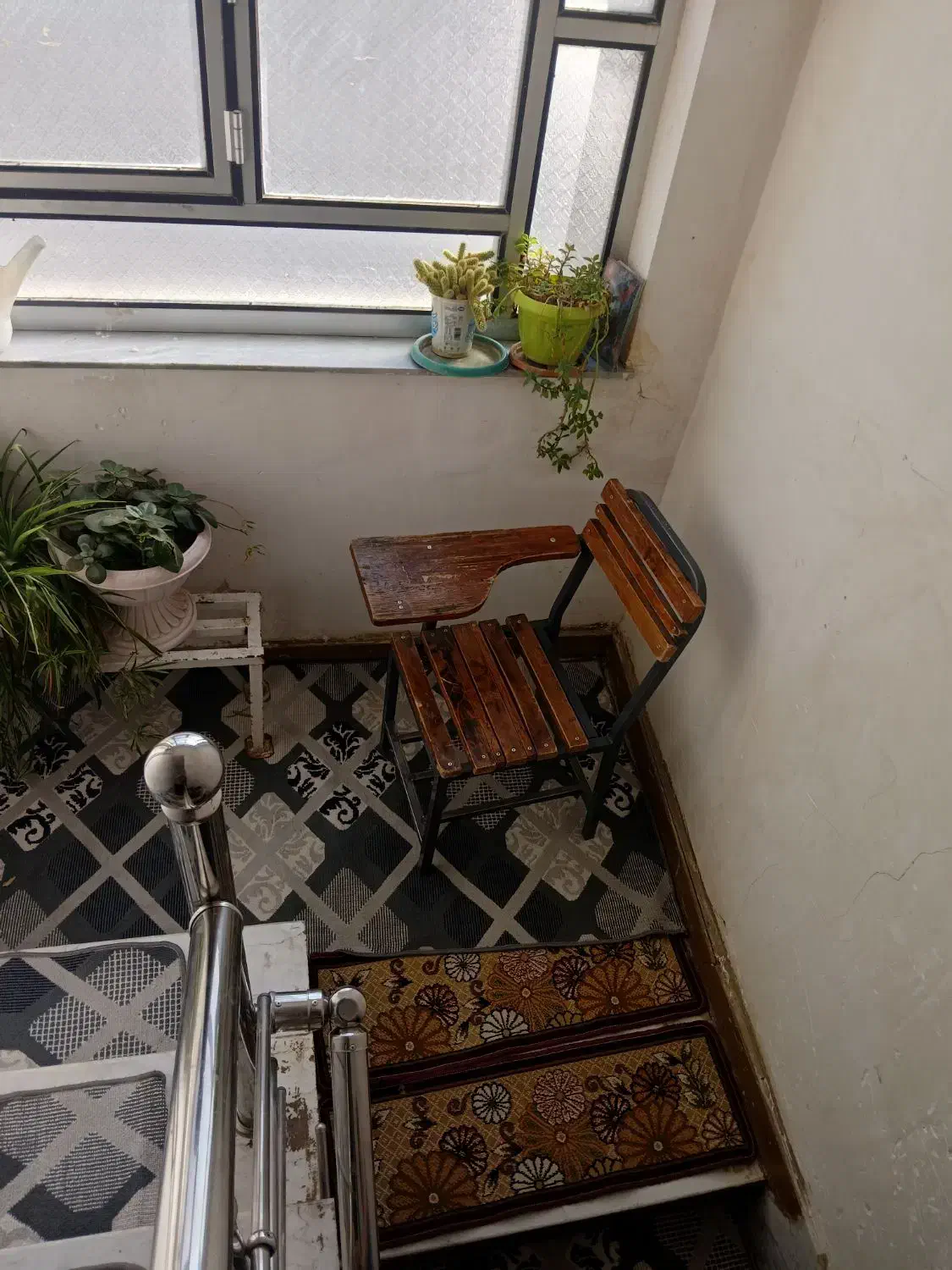 صندلی دانش جویی|صندلی و نیمکت|کرمانشاه, |دیوار