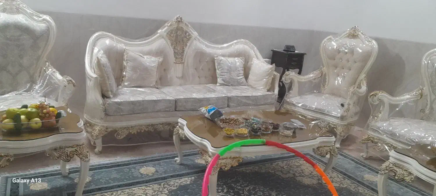 مبل ۹ نفره سلطنتی|مبلمان خانگی و میز عسلی|یزد, |دیوار