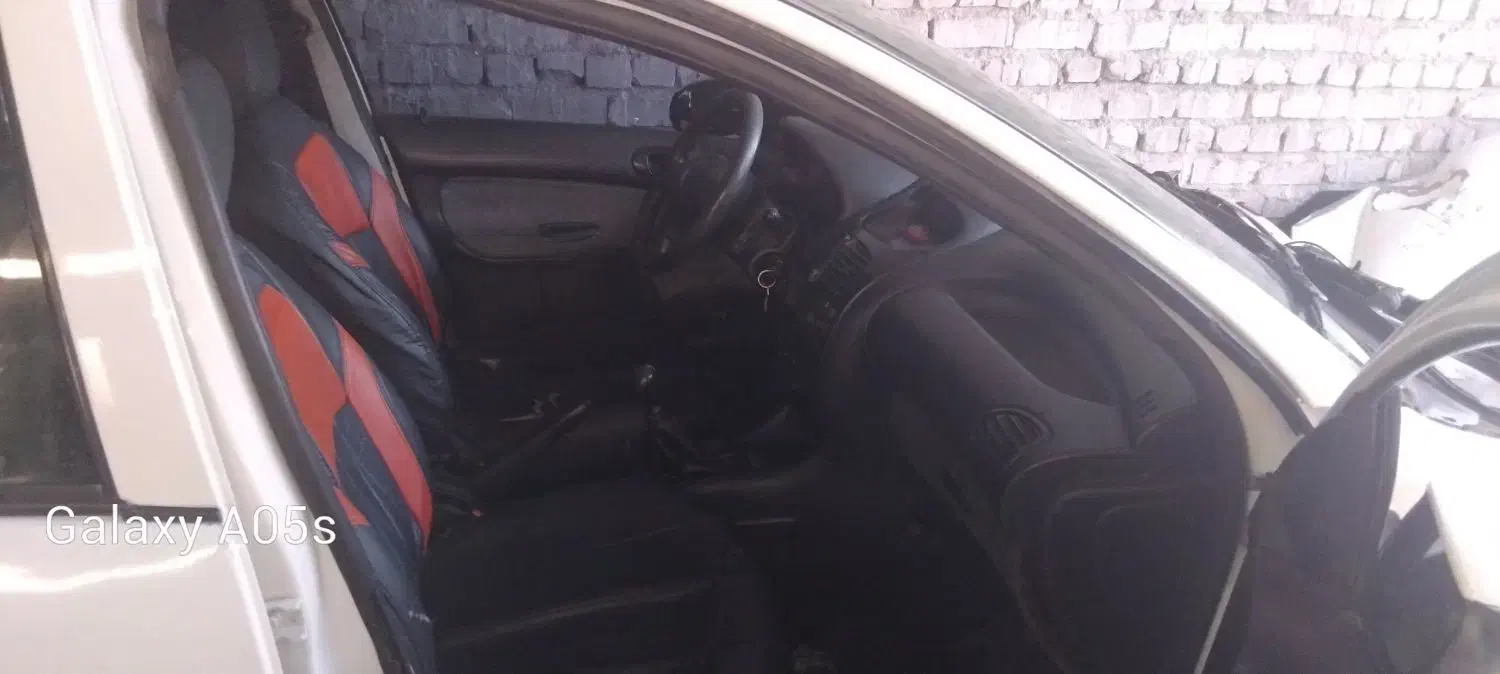 ۲۰۶ مدل ۸۹ تصادفی|خودرو سواری و وانت|قم, نیروگاه|دیوار