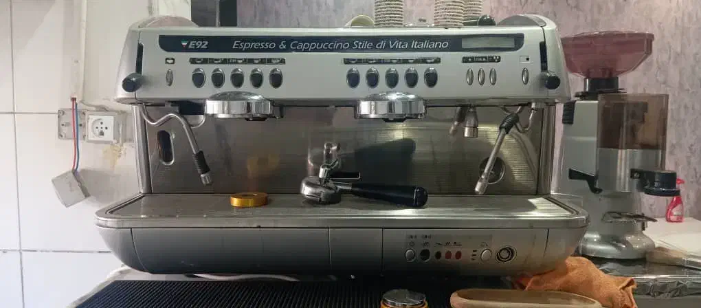 وسایل کافه کامل|کافیشاپ و رستوران|شهرکرد, |دیوار