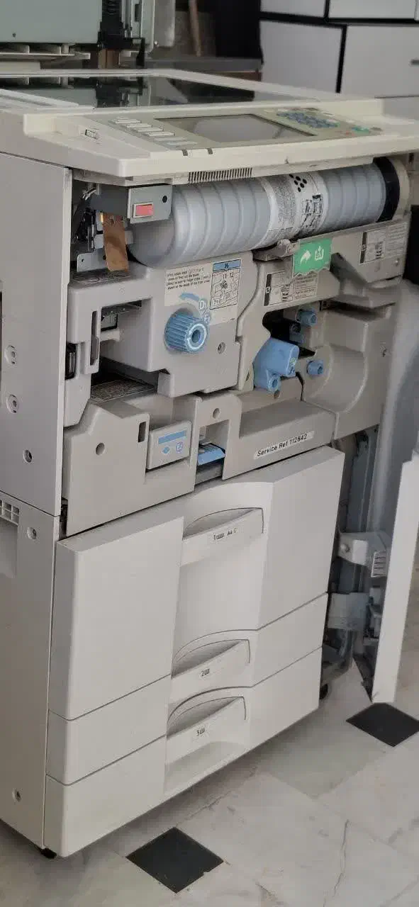 ریکو - آفیشیو - چسب گرم - چاپخانه - صحافی|پرینتر، اسکنر، کپی، فکس|قم, کلهری|دیوار