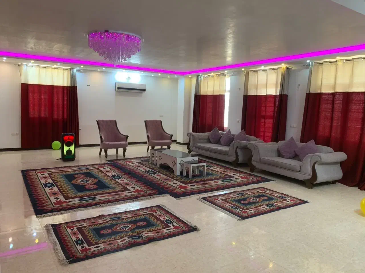 اجاره باغ روزانه و هفتگی|اجارهٔ کوتاه‌مدت ویلا و باغ|شیراز, شهرک ویلایی بهاران|دیوار