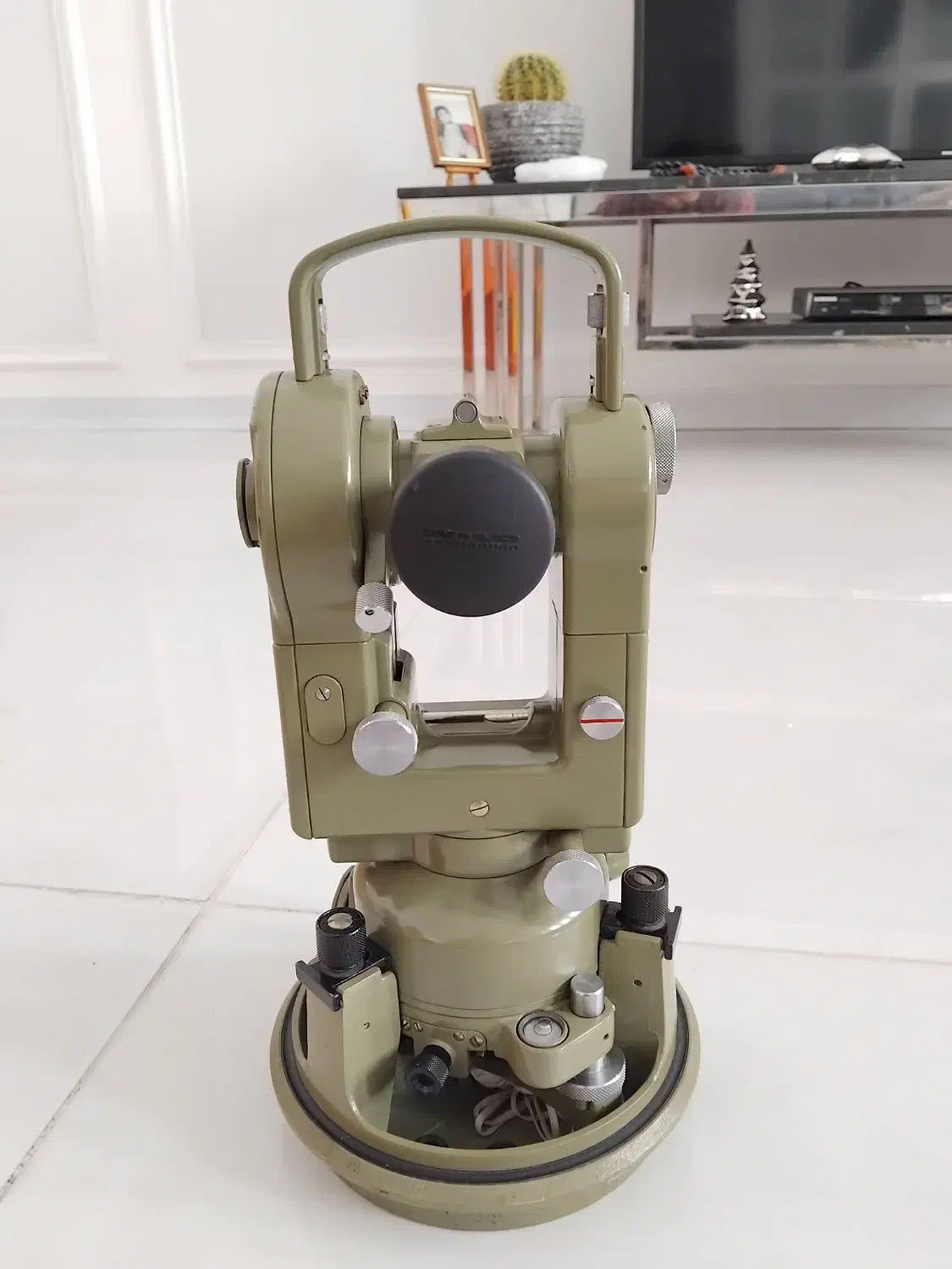 دوربین نقشه برداری ویلد سوئیس|مصالح و تجهیزات ساختمان|تهران, جوانمردان (اندیشه)|دیوار