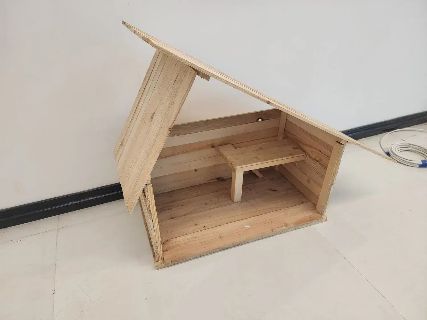 خانه چوبی مخصوص پت|اسباببازی|بوشهر, |دیوار