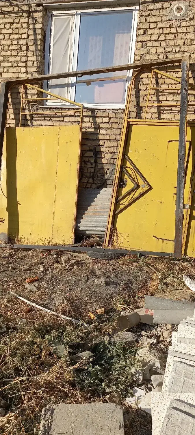 درب حیاط|مصالح و تجهیزات ساختمان|موچش, |دیوار