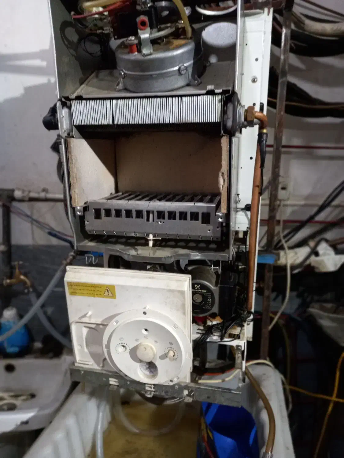 تعمیرات پکیج کولر گازی سردخانه دستگاه درایر|خدمات پیشه و مهارت|ساوه, |دیوار