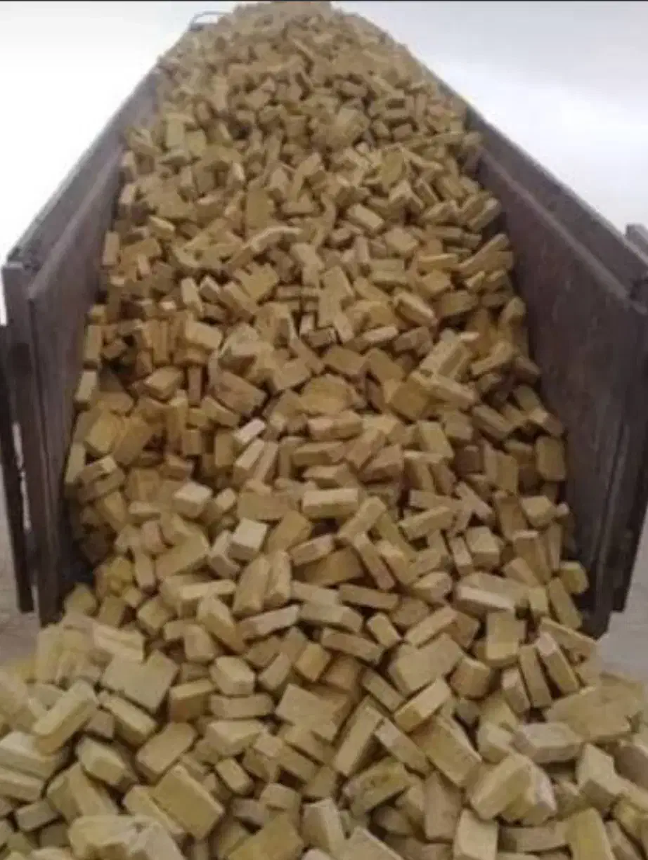 آجر|مصالح و تجهیزات ساختمان|نیشابور, فردوسی جنوبی|دیوار