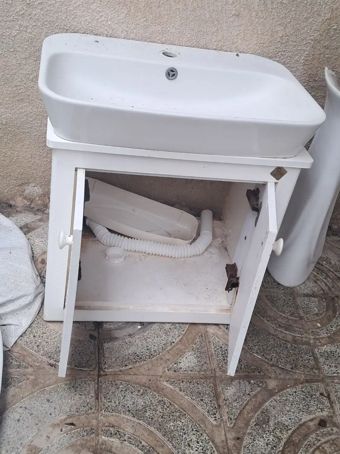 روشویی کابینتی|لوازم سرویس بهداشتی|کرمانشاه, |دیوار