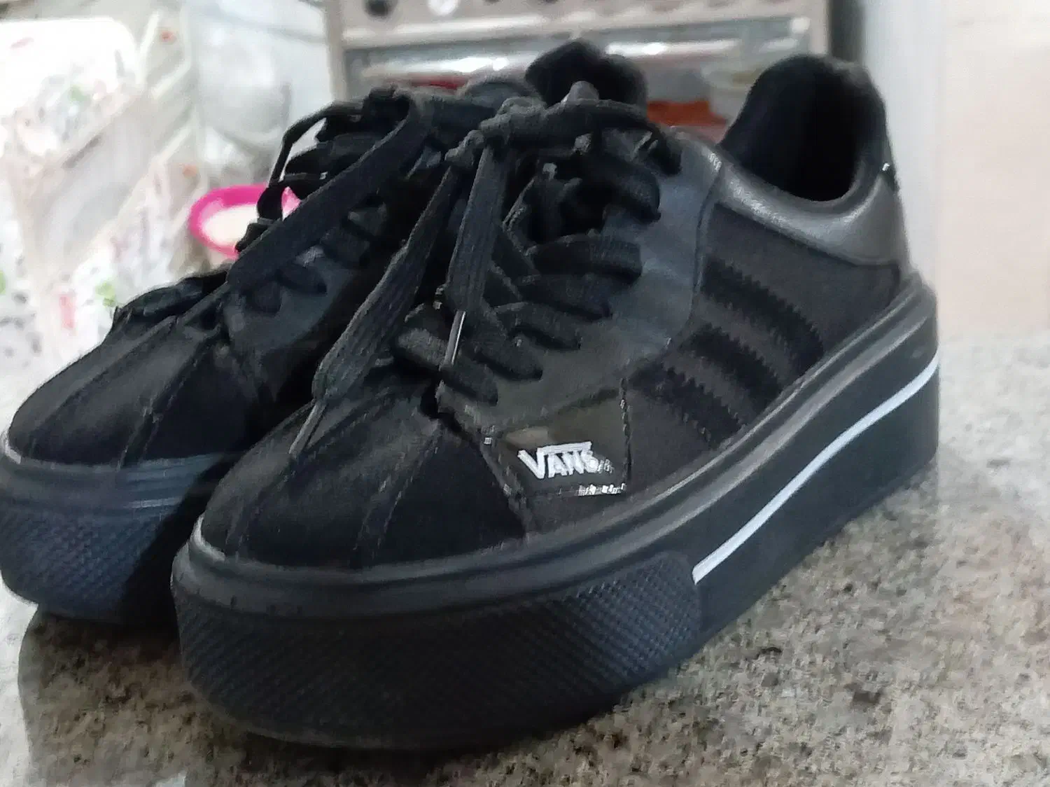 کفش اسپرت|کیف، کفش، کمربند|سبزوار, زینبیه|دیوار