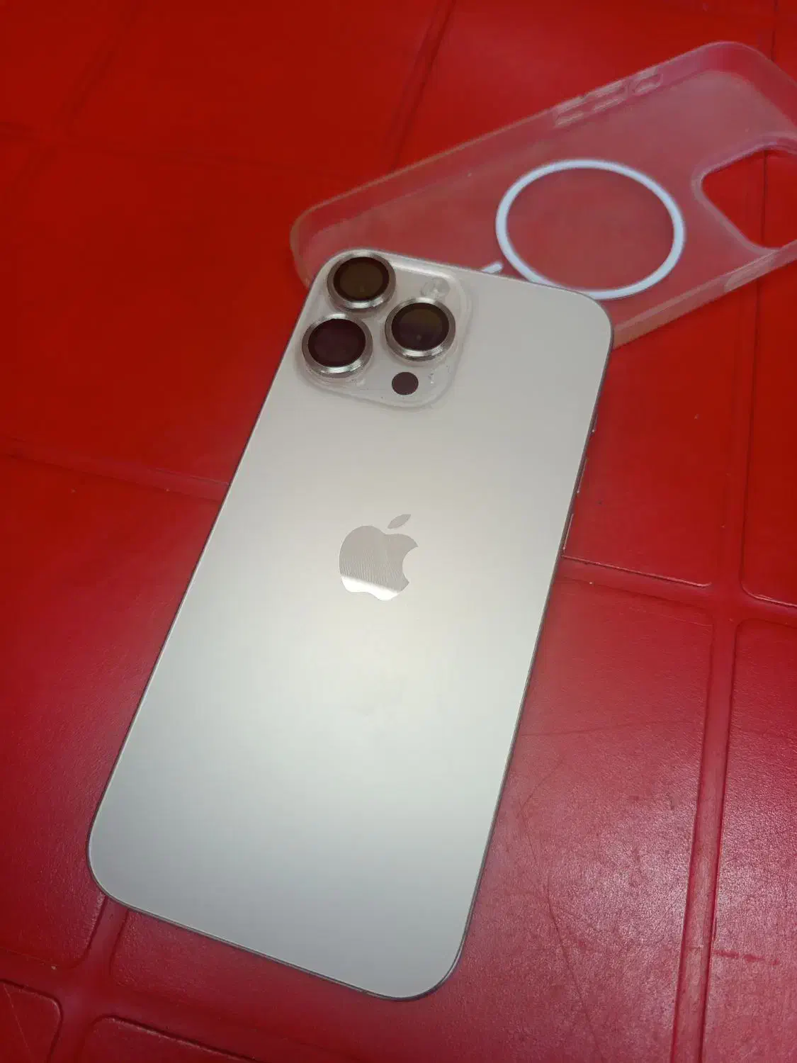اپل iPhone 16 Pro Max با حافظهٔ ۲۵۶ گیگابایت|موبایل|ماهدشت, |دیوار