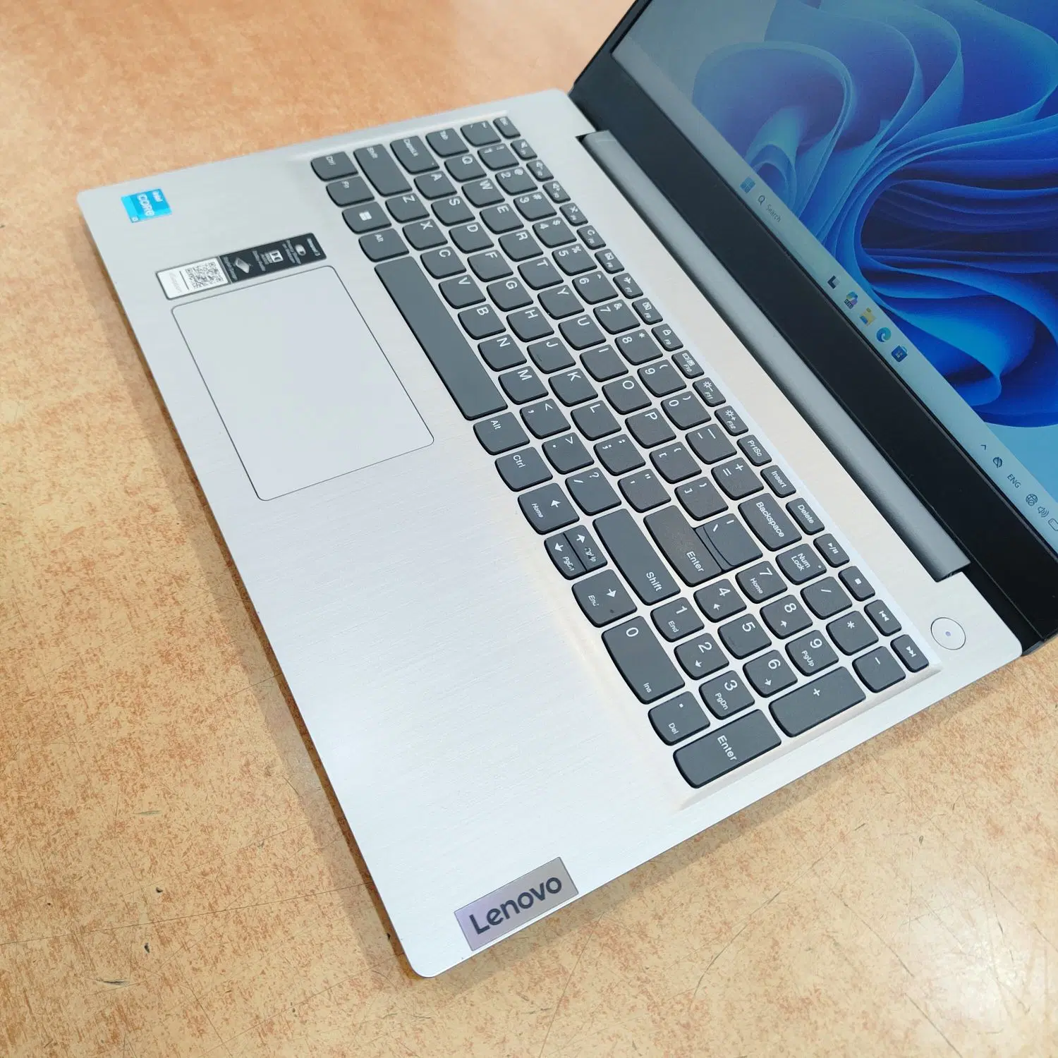 LENOVO CORE i3 نسل ده|رایانه همراه|قم, صفائیه|دیوار