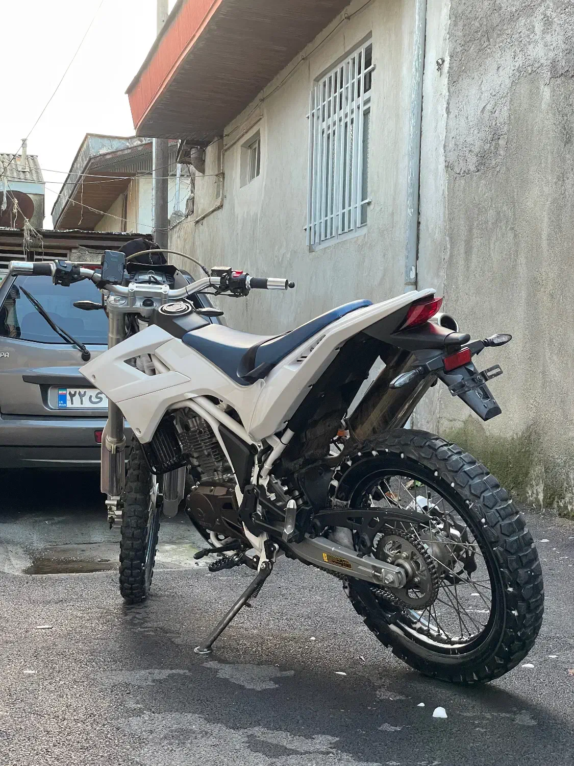 تریل t4|موتورسیکلت|رشت, استقامت ۲|دیوار