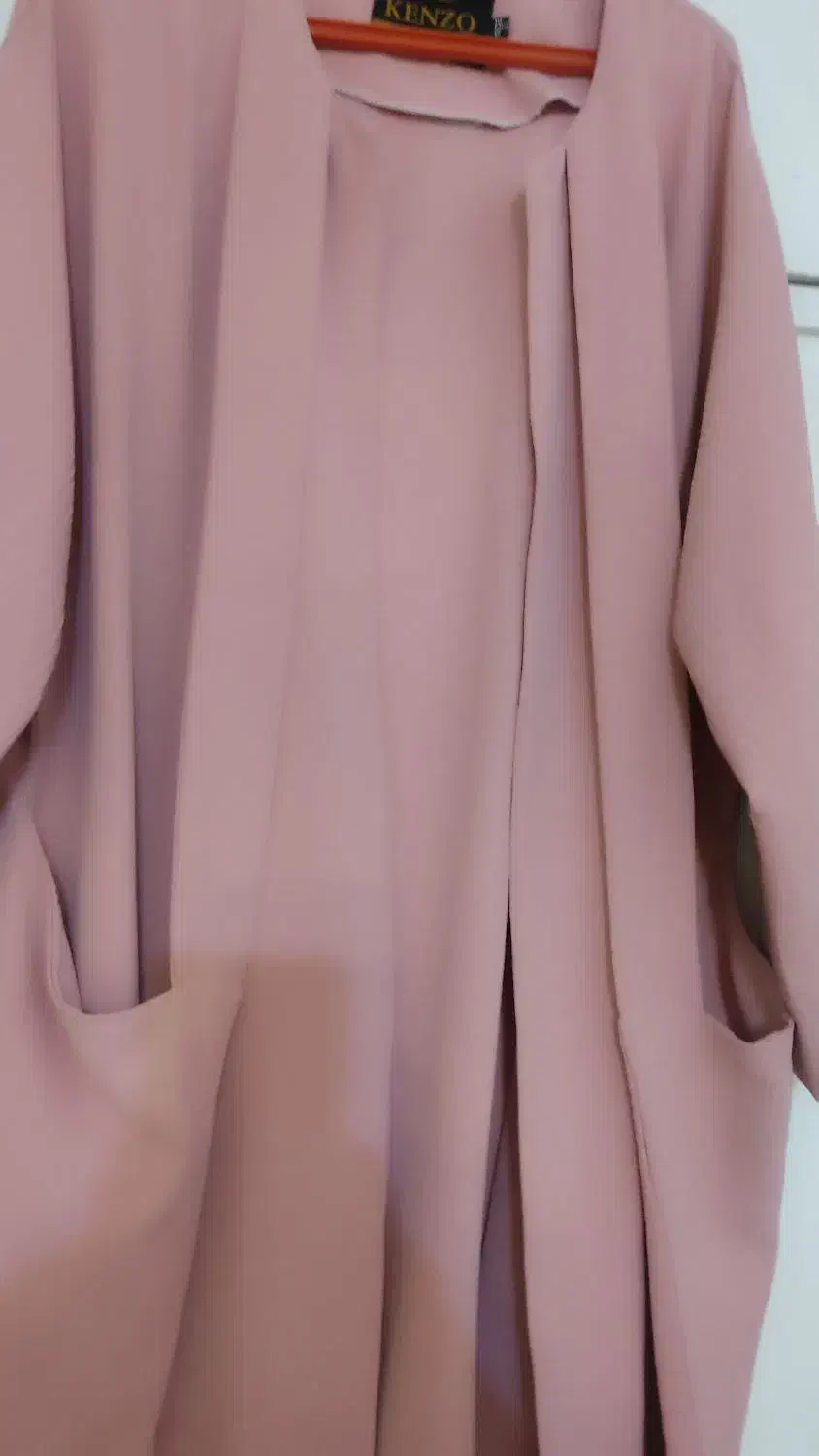 مانتو ابروبادی|لباس|فولادشهر, B1|دیوار