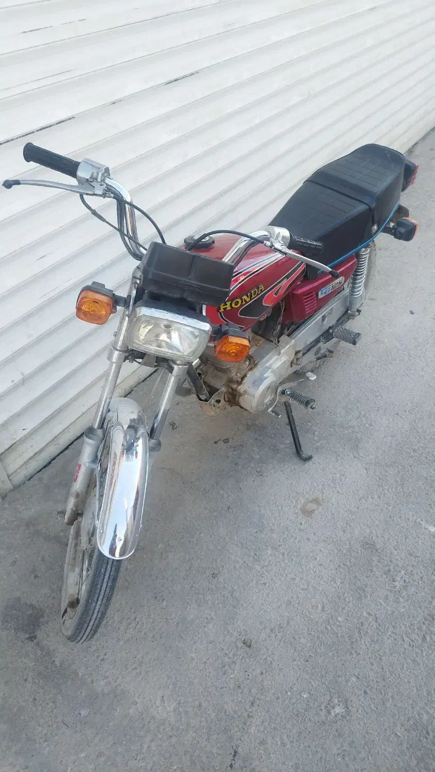 موتور مدل 90|موتورسیکلت|یزد, |دیوار