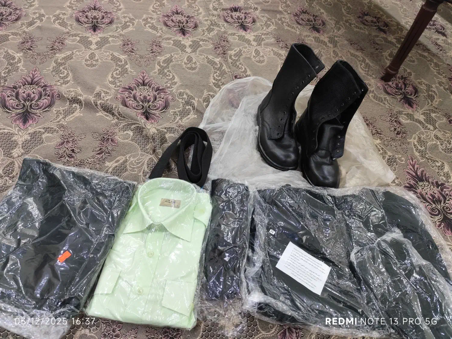 لباس کامل نیرو انتظامی کفش و پوتین|لباس|اراک, |دیوار